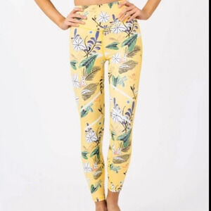 ZYIA Active Floral Reflective Light N Tight High Rise Leggings 6-8